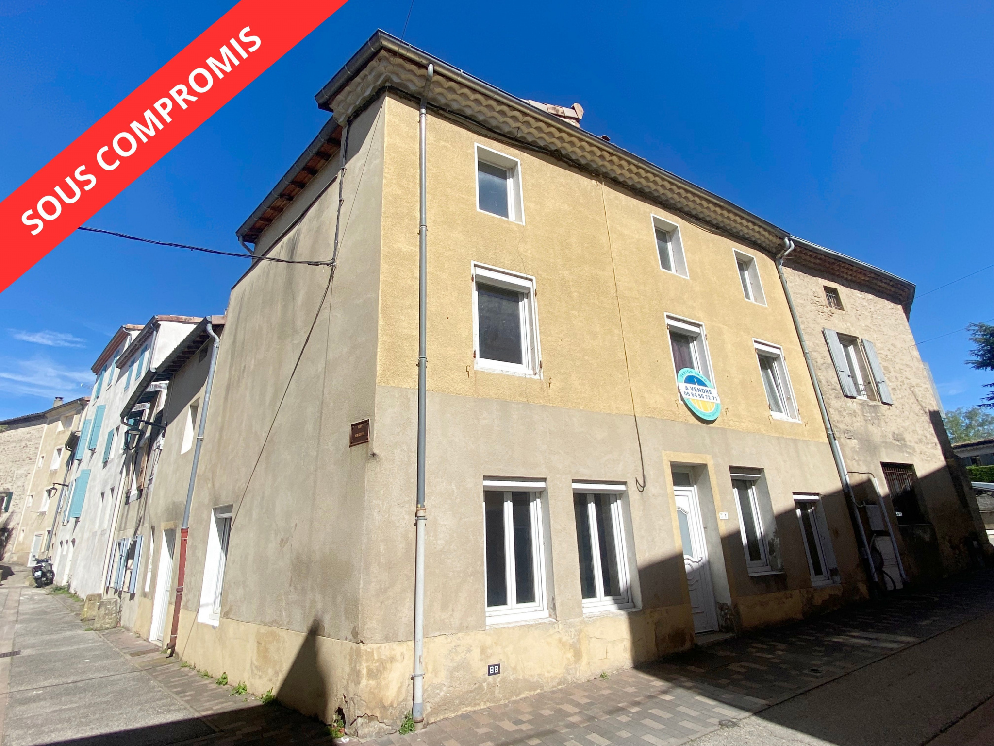 Maison 8 pièces - 163m² - ETOILE SUR RHONE