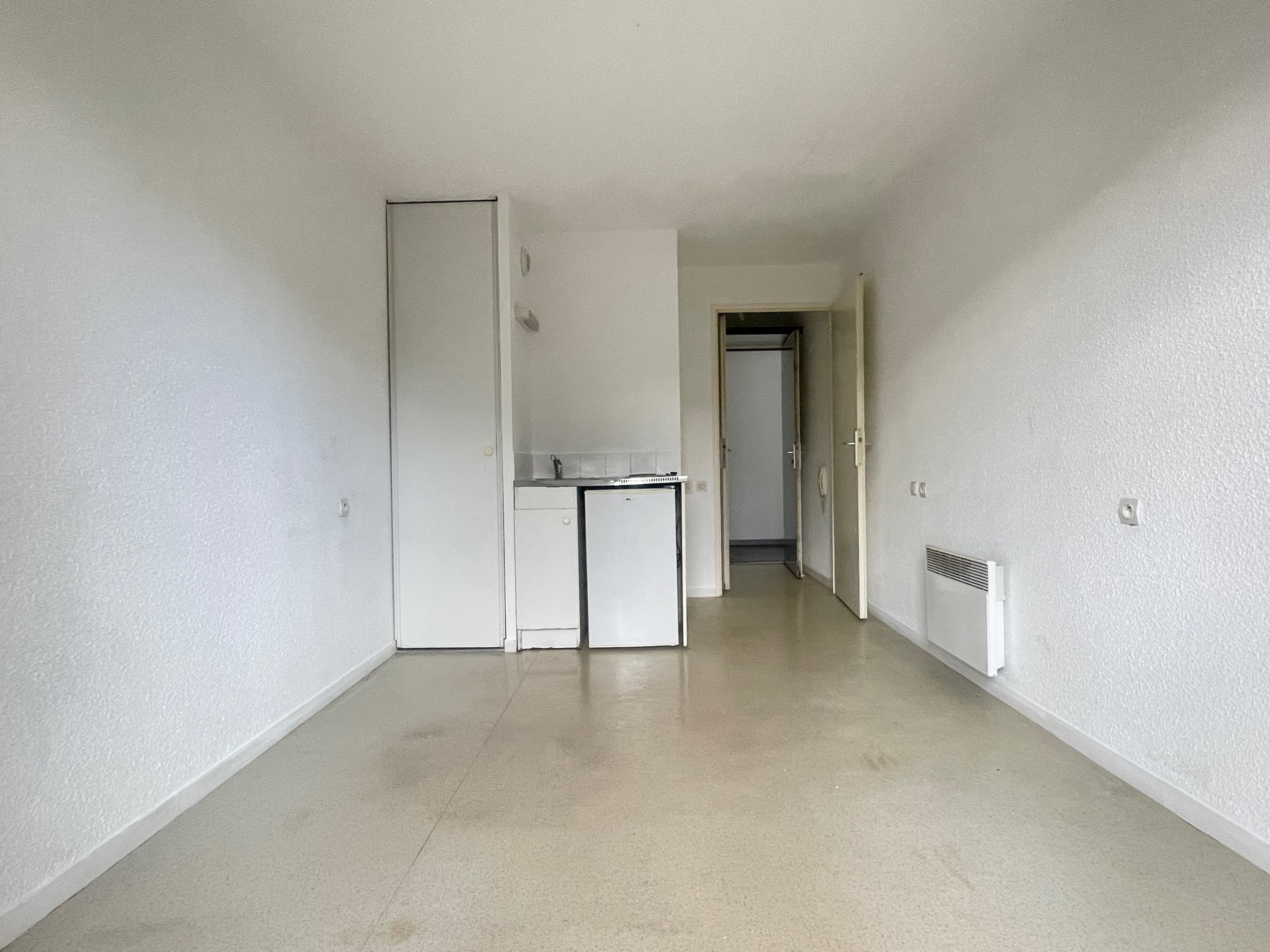 Appartement 1 pièce - 18m² - AMIENS