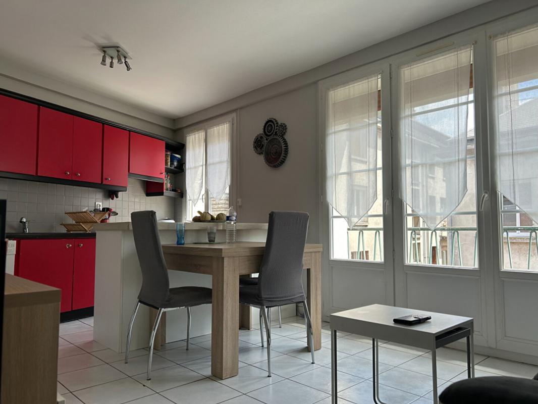 Appartement 3 pièces - 53m² - LISIEUX