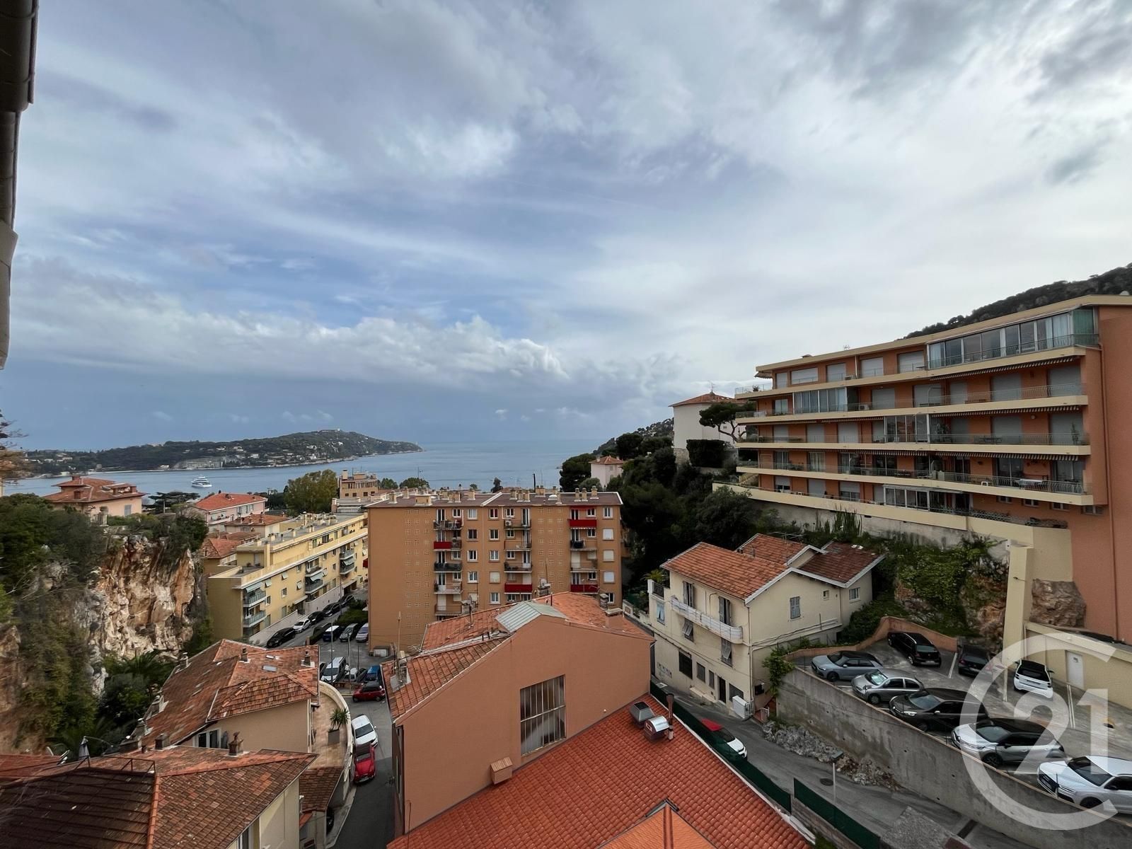 Appartement 4 pièces - 97m² - VILLEFRANCHE SUR MER