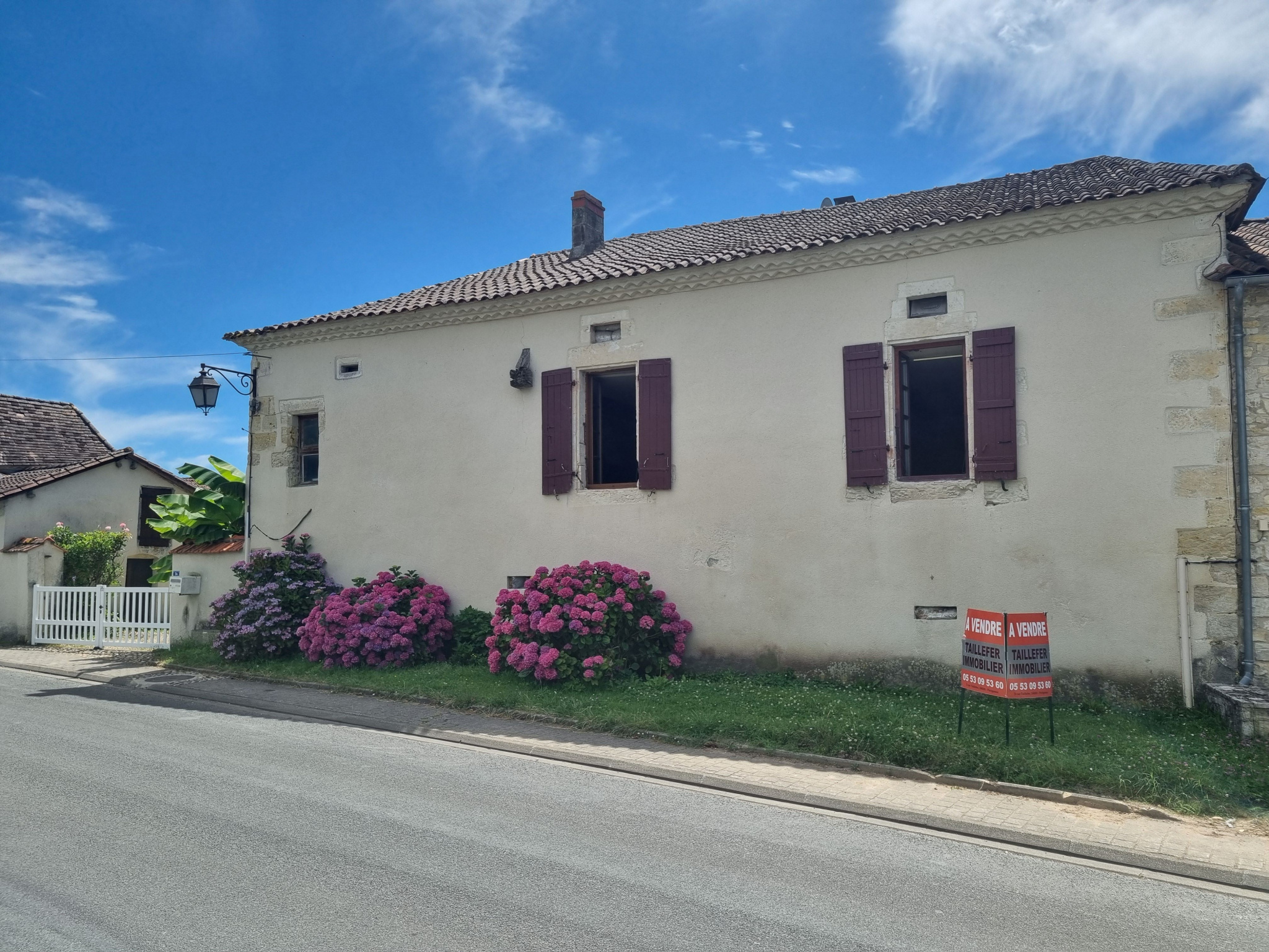 Maison 7 pièces - 140m² - ST ASTIER