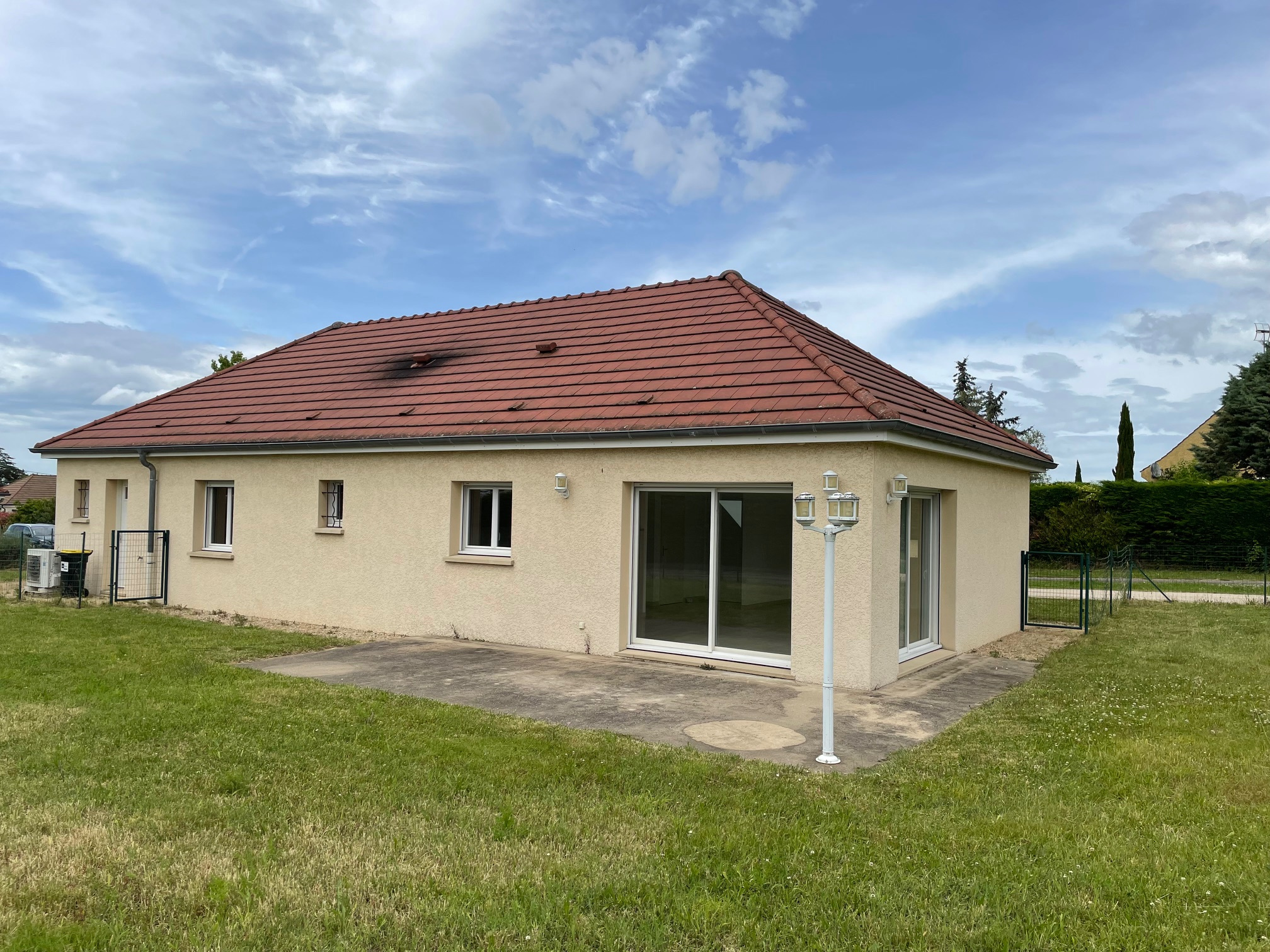 Maison 5 pièces - 90m² - CHATENOY EN BRESSE