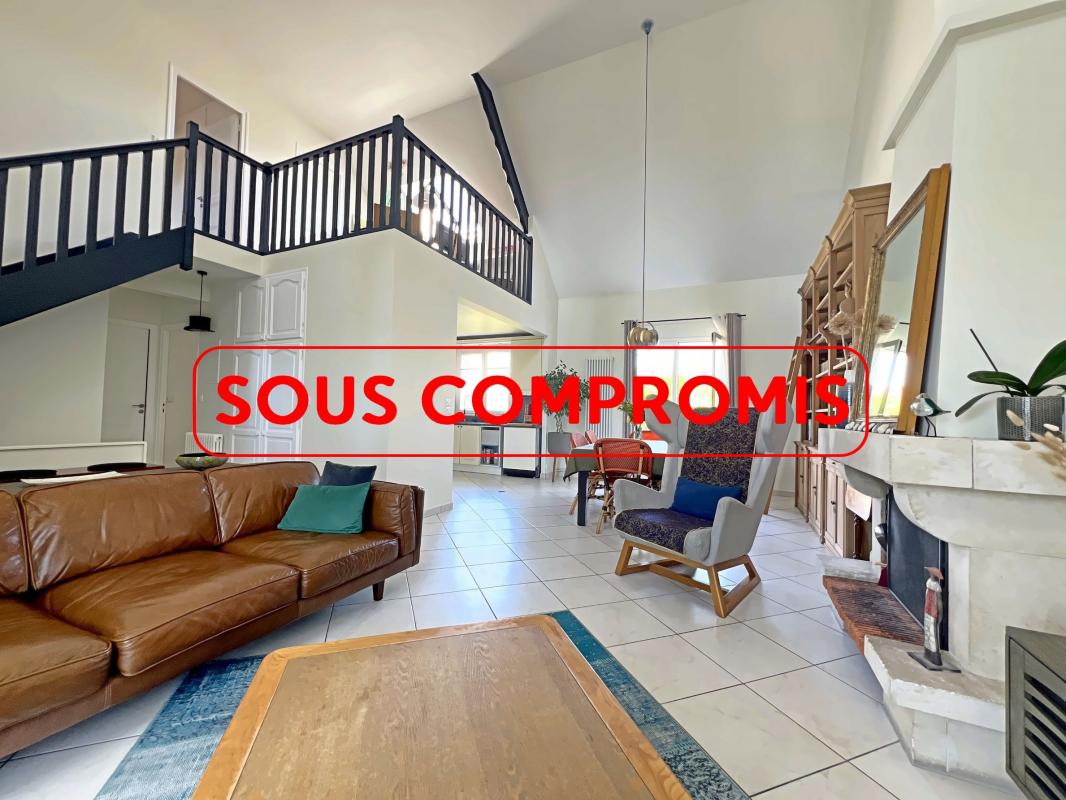 Maison 5 pièces - 140m² - STE GENEVIEVE DES BOIS STE GENEVIEVE DES BOIS