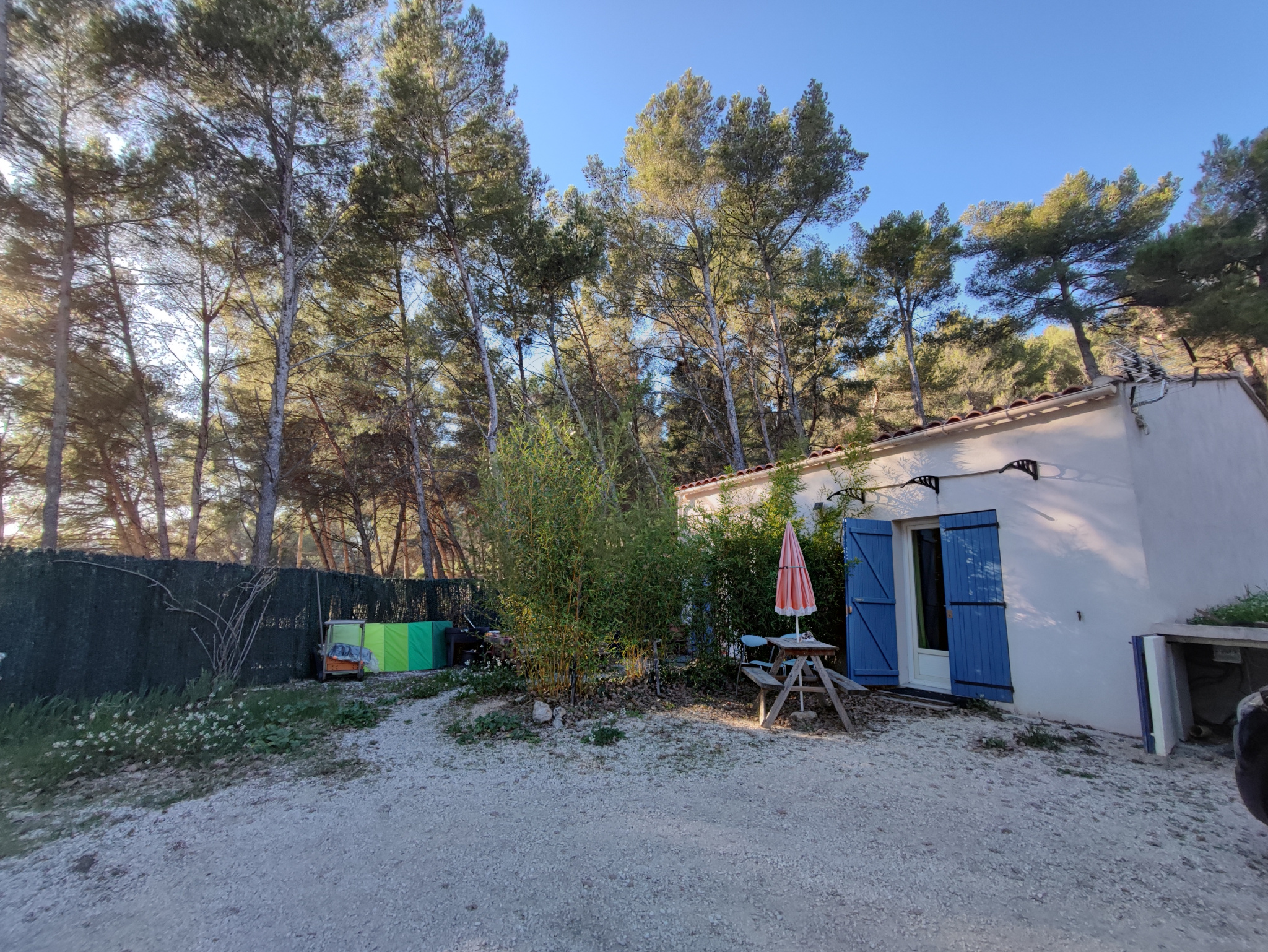 Maison 4 pièces - 135m² - CHATEAUNEUF LE ROUGE