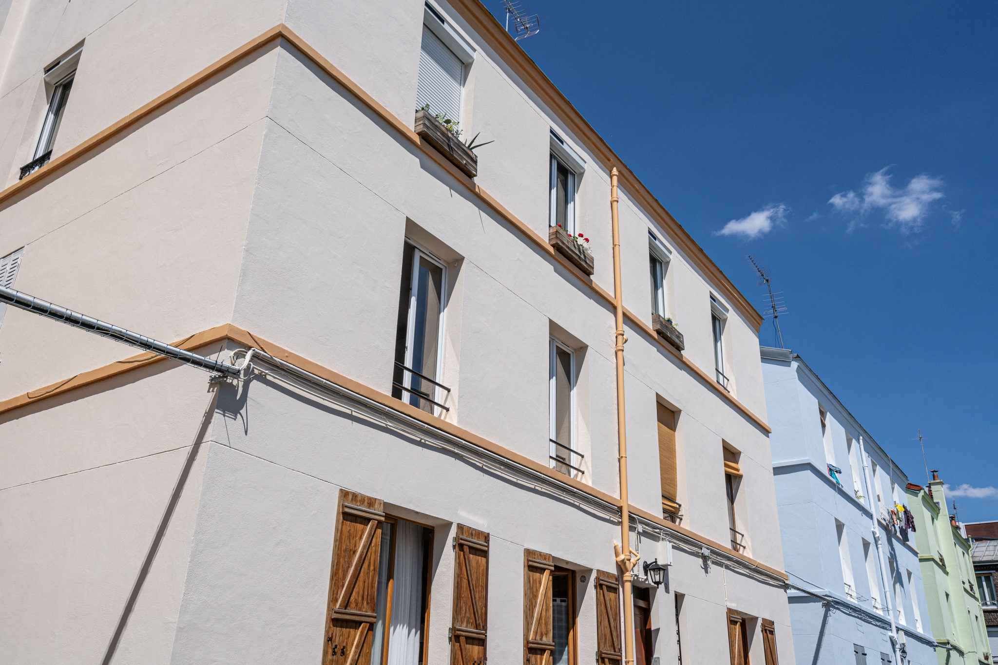 Appartement 2 pièces - 33m² - PARIS  - 19ème