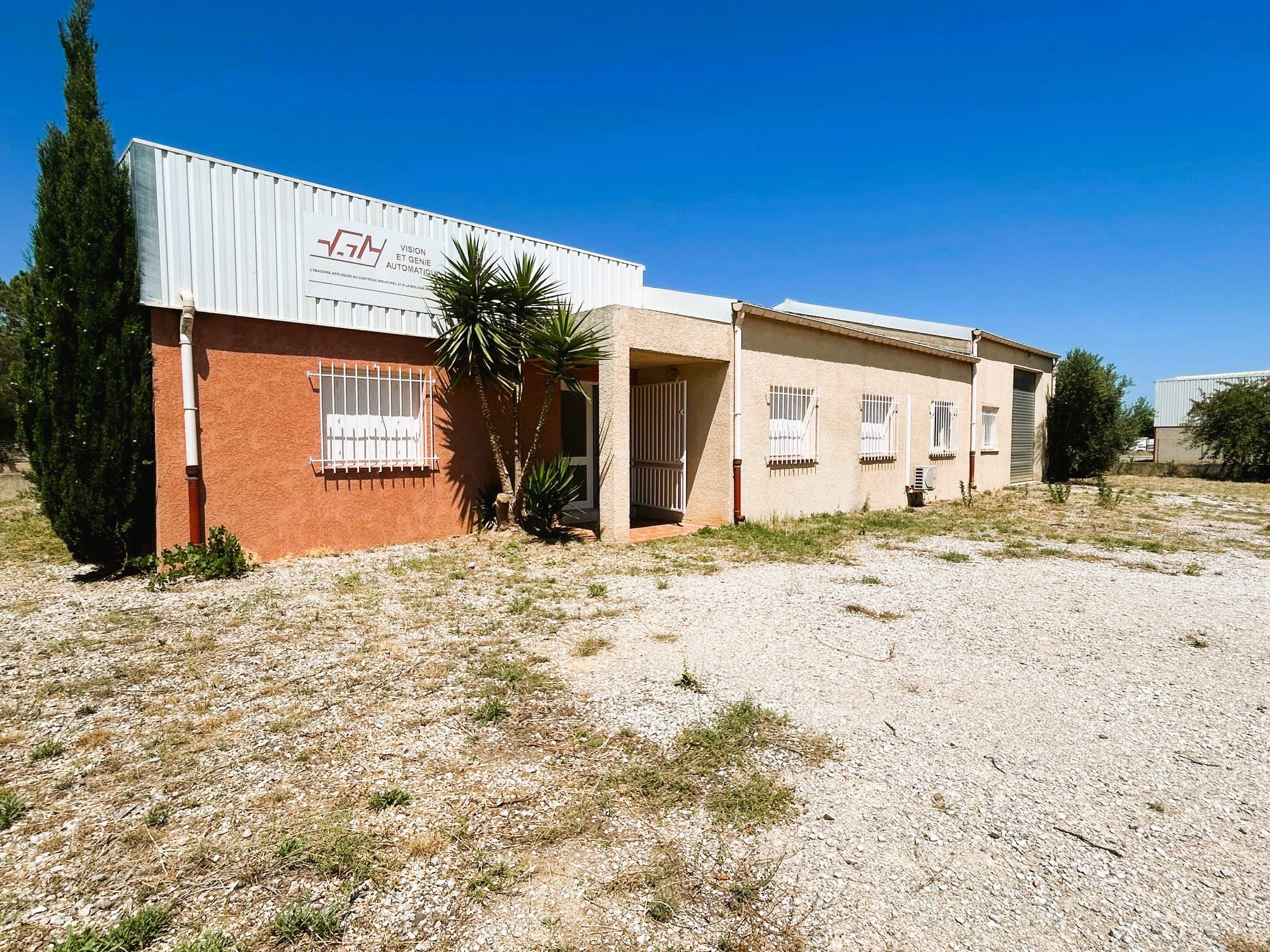 Local Professionnel  - 233m² - RIVESALTES