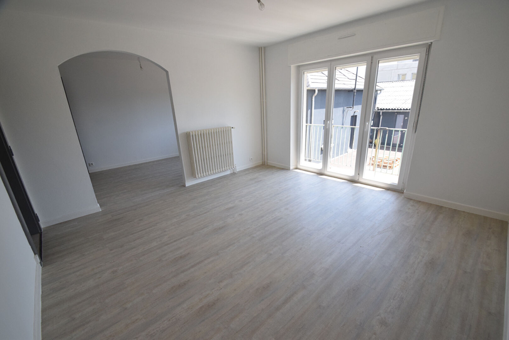 Appartement 3 pièces - 76m² - SCY CHAZELLES