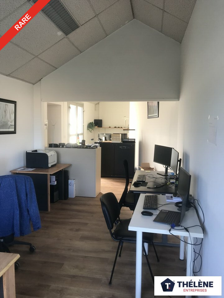 Local Professionnel  - 93m² - BAILLARGUES