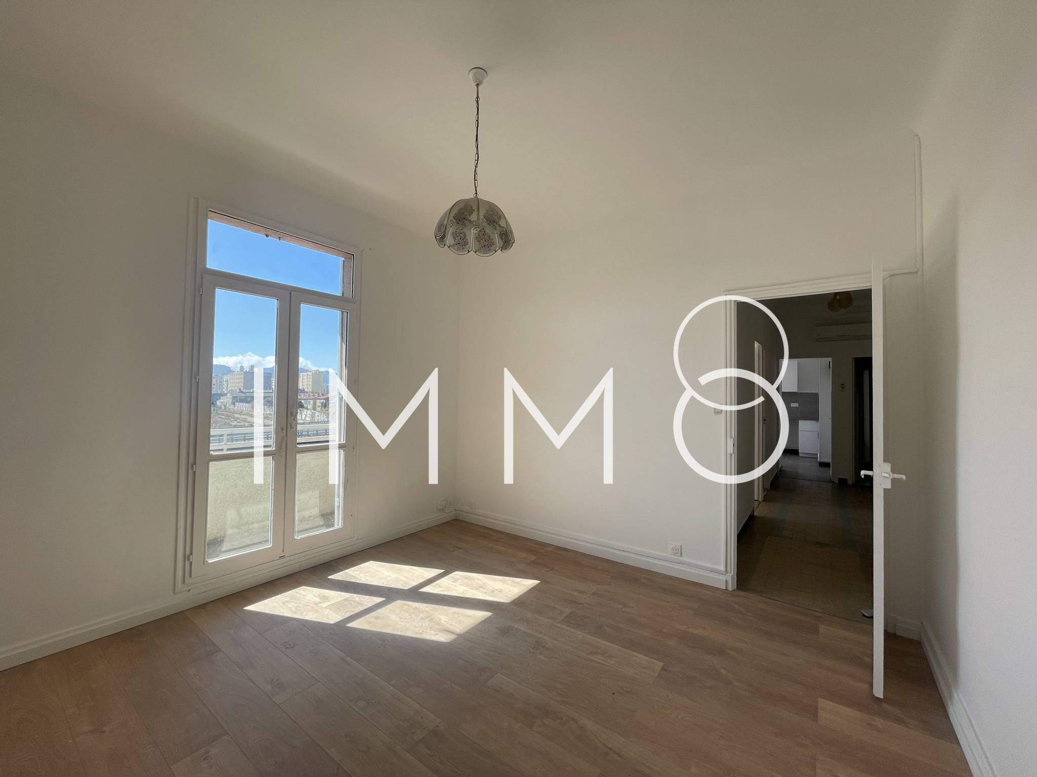 Appartement 3 pièces - 61m² - MARSEILLE  - 10ème