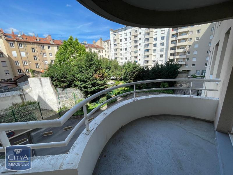 Appartement 3 pièces - 70m² - VILLEURBANNE