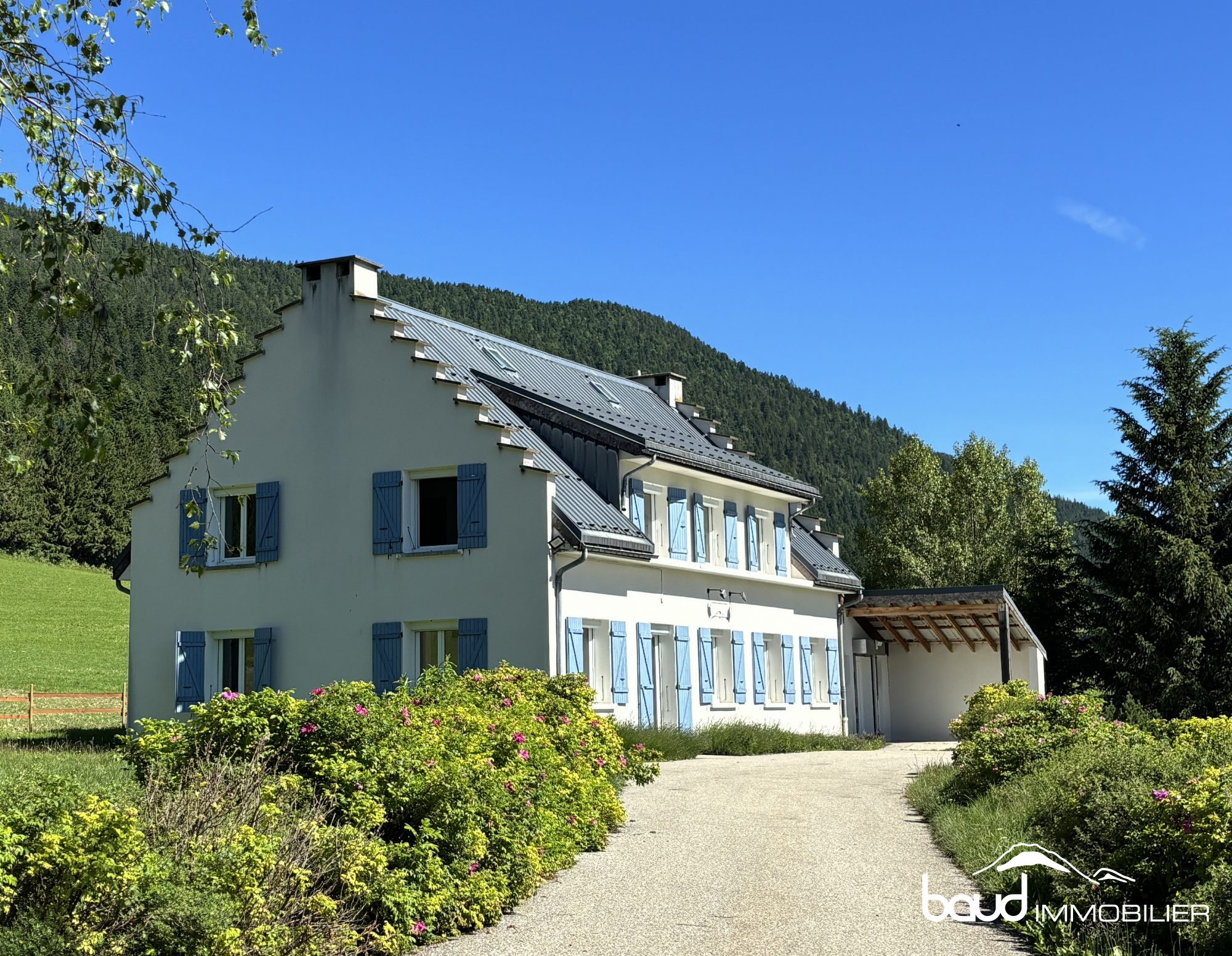 Maison 11 pièces - 288m² - AUTRANS MEAUDRE EN VERCORS