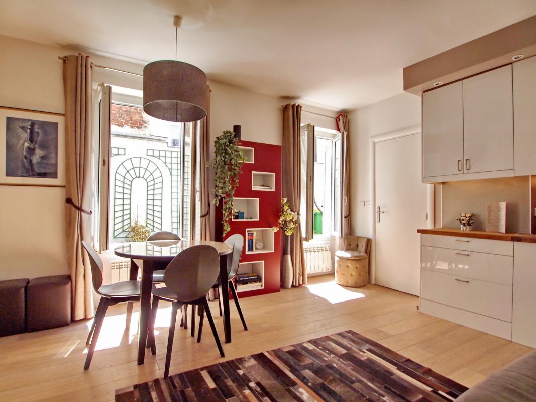 Appartement 1 pièce - Meublé  - 24m² - PARIS  - 18ème
