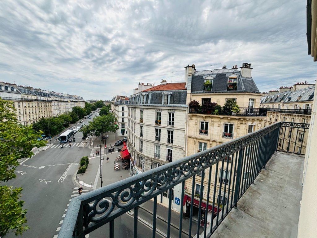 Appartement 4 pièces - 76m² - PARIS  - 11ème