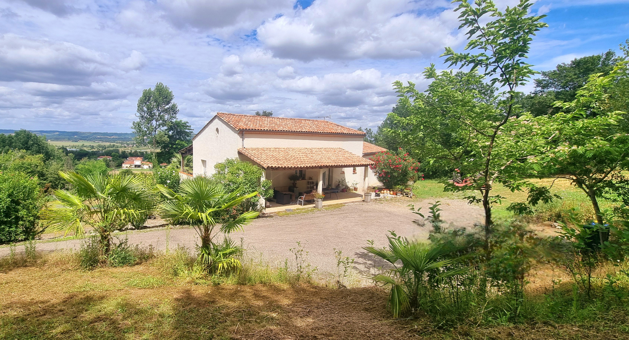 Maison 5 pièces - 138m² - LAYRAC