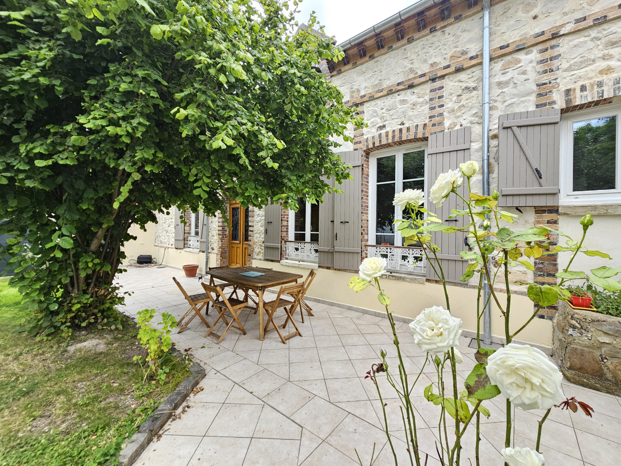 Maison 5 pièces - 119m² - GISY LES NOBLES