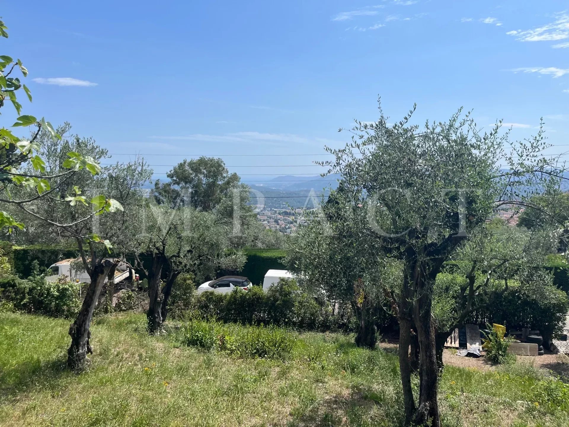 Terrain  - 983m² - GRASSE