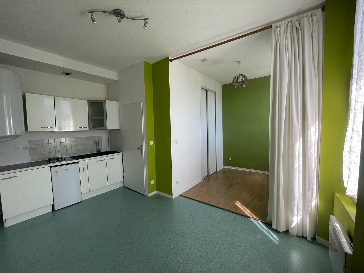 Appartement 1 pièce - 23m² - VAULNAVEYS LE HAUT