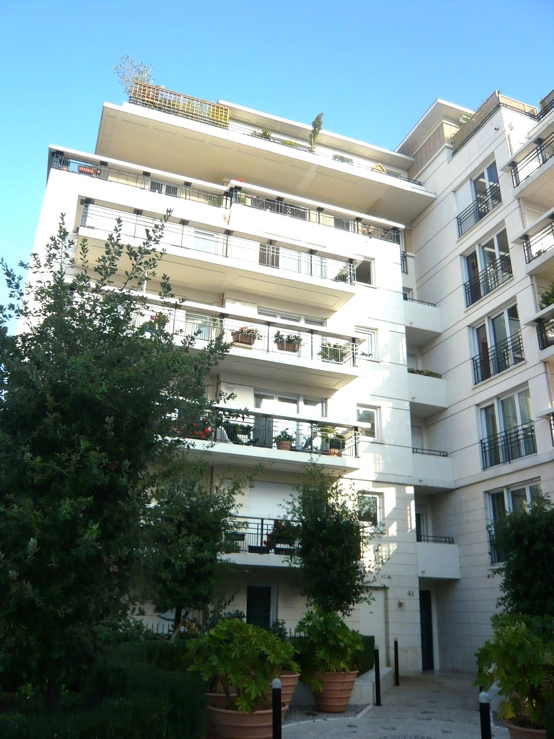 Appartement 4 pièces - 90m² - COURBEVOIE