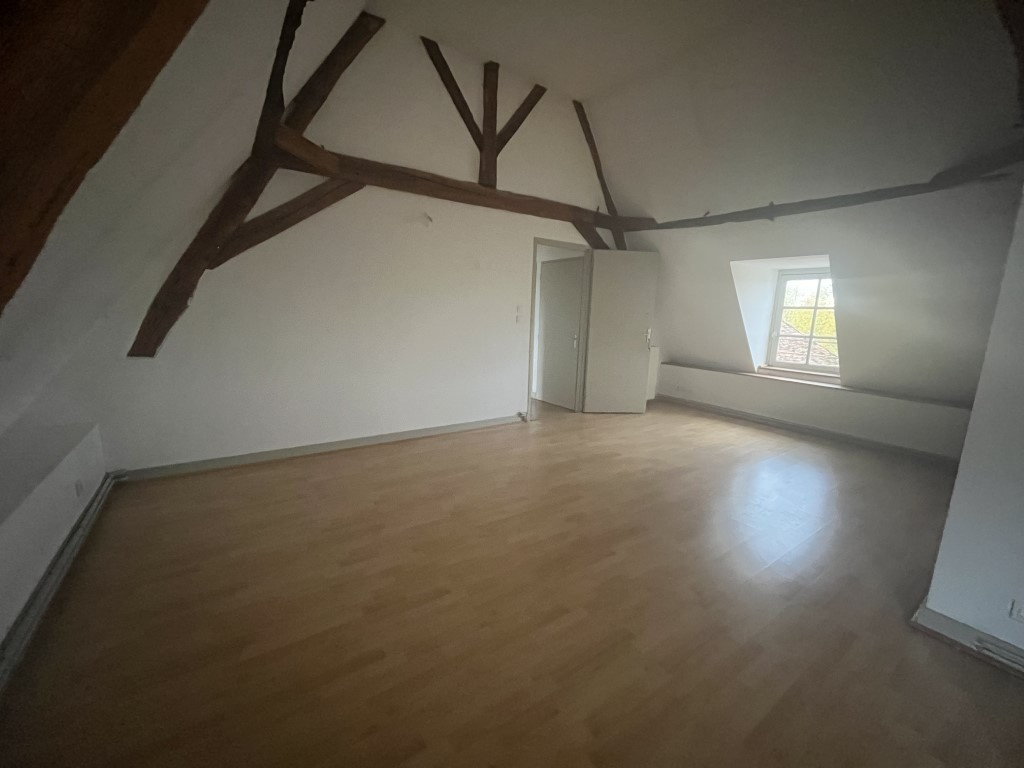 Appartement 3 pièces - 61m² - SEMUR EN AUXOIS