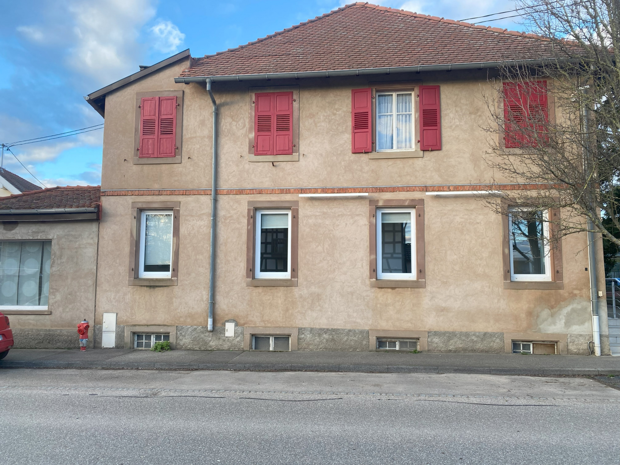 Local Professionnel  - 62m² - TRUCHTERSHEIM