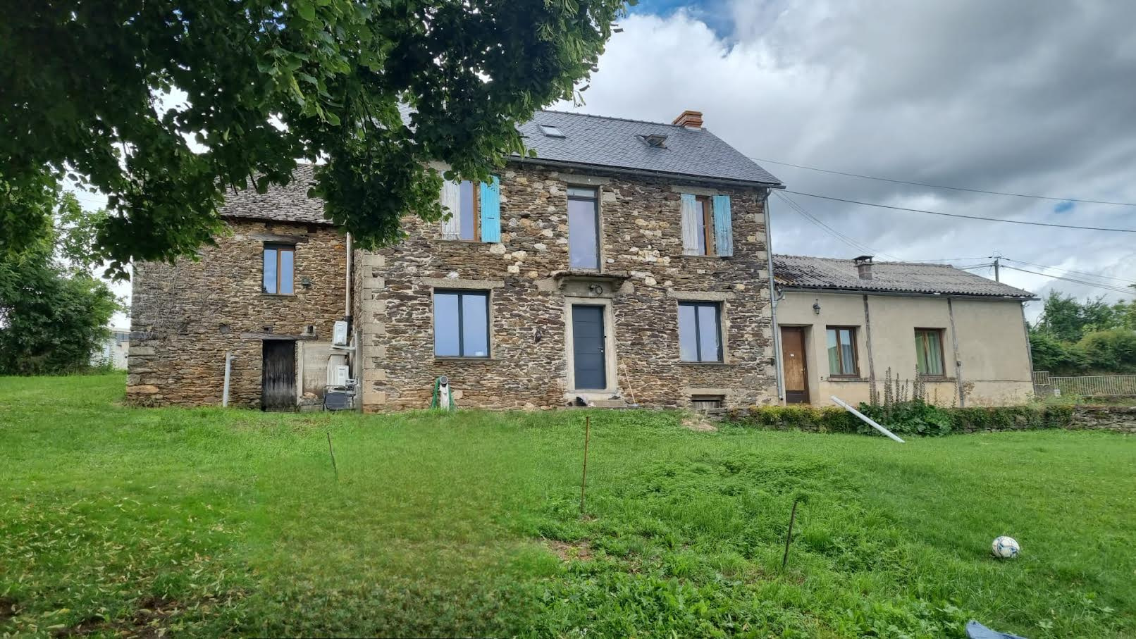 Maison 6 pièces - 140m² - LA SALVETAT PEYRALES