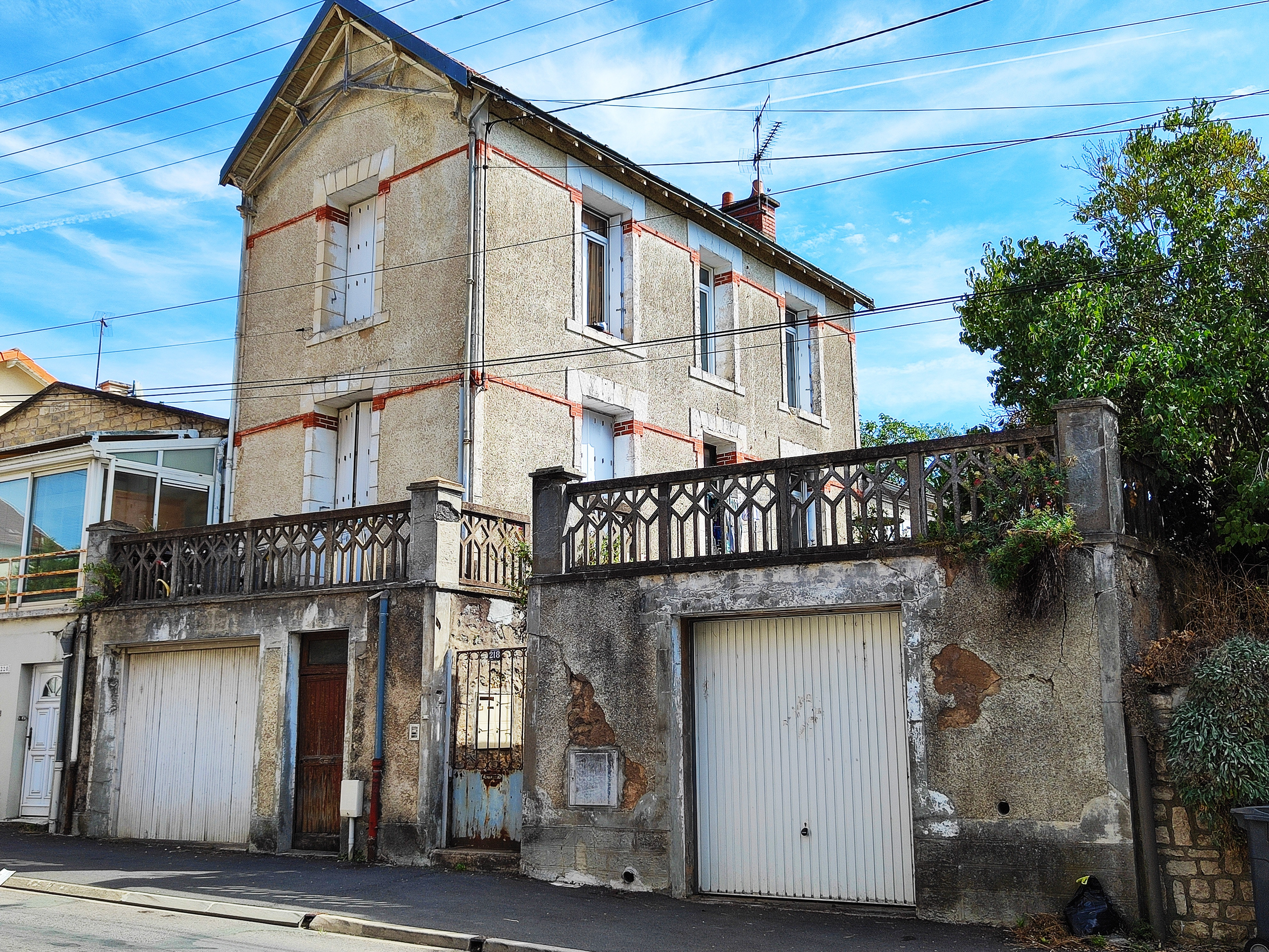 Immeuble  - 63m² - POITIERS