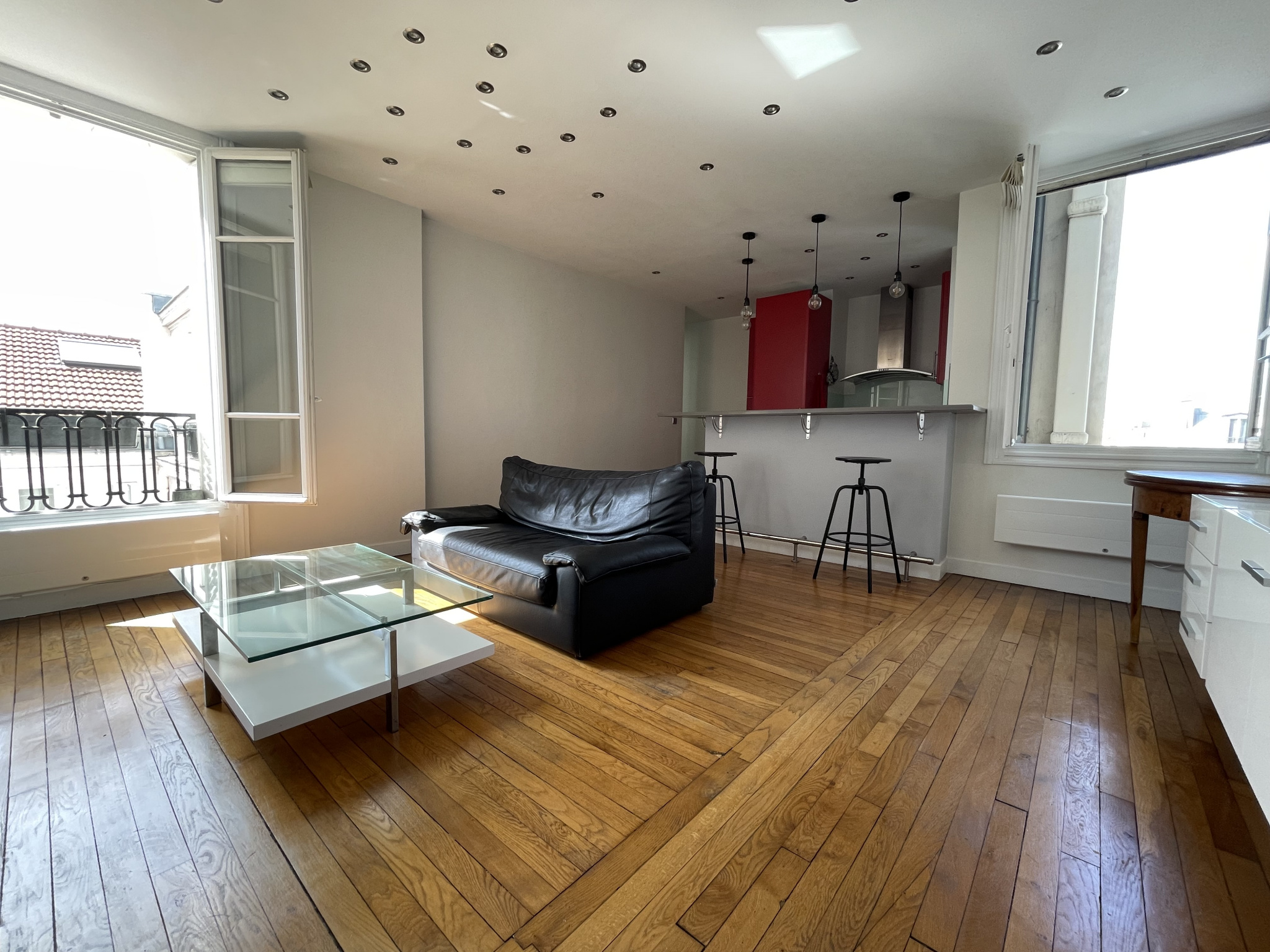 Appartement 3 pièces - 64m² - PARIS  - 11ème
