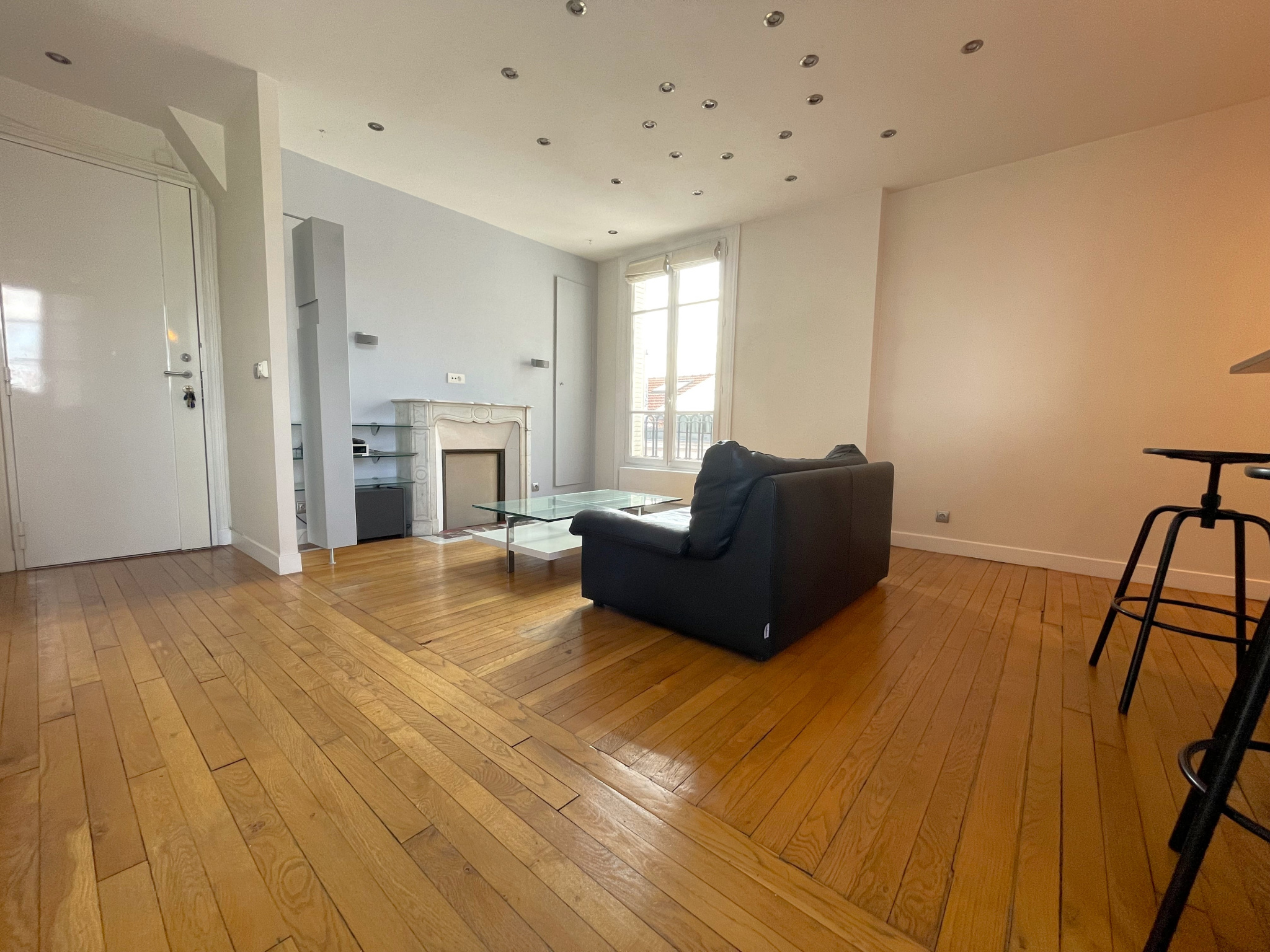 Appartement a louer paris-11e-arrondissement - 3 pièce(s) - 64 m2 - Surfyn