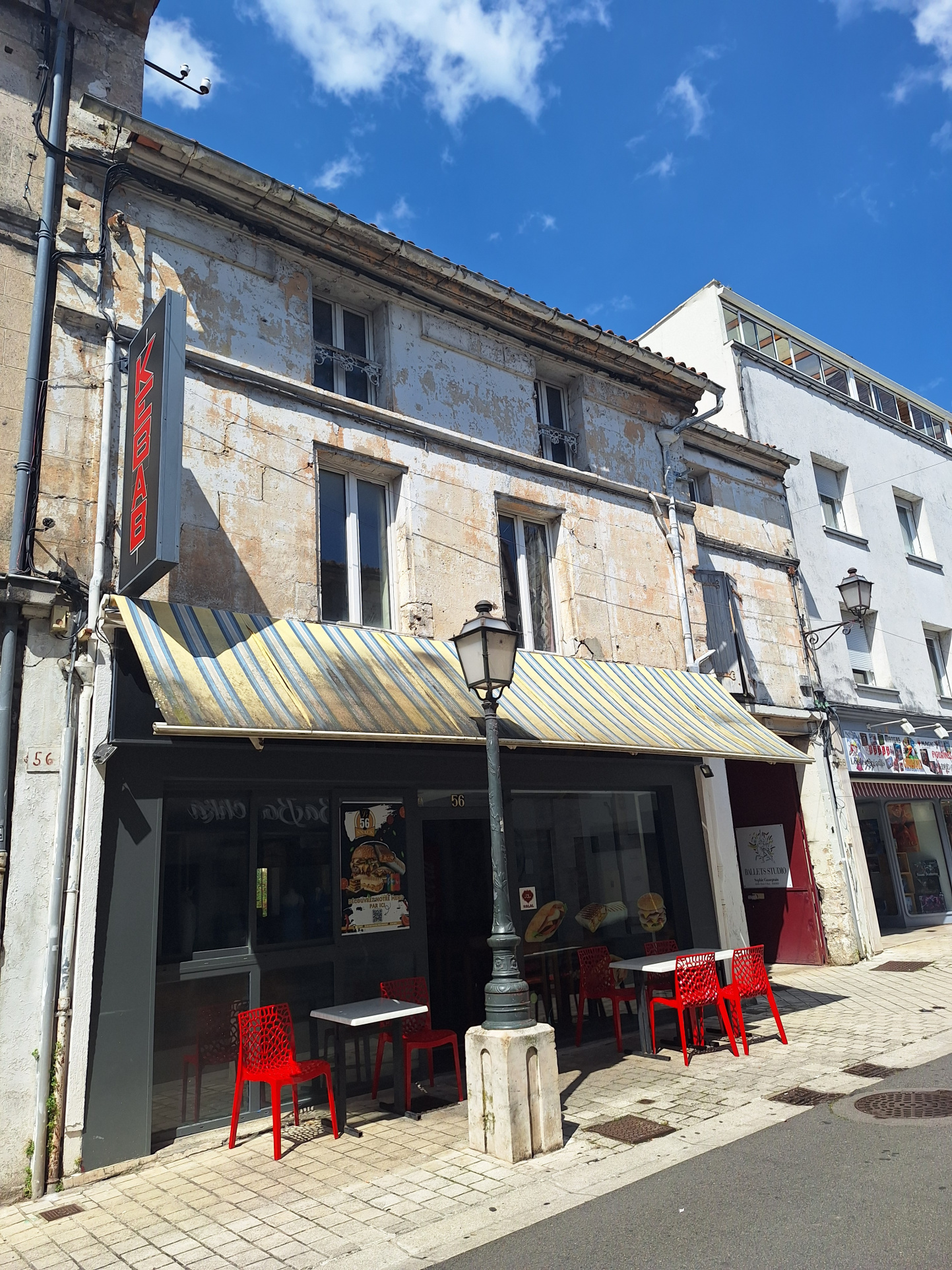 Local commercial  - 180m² - ANGOULEME