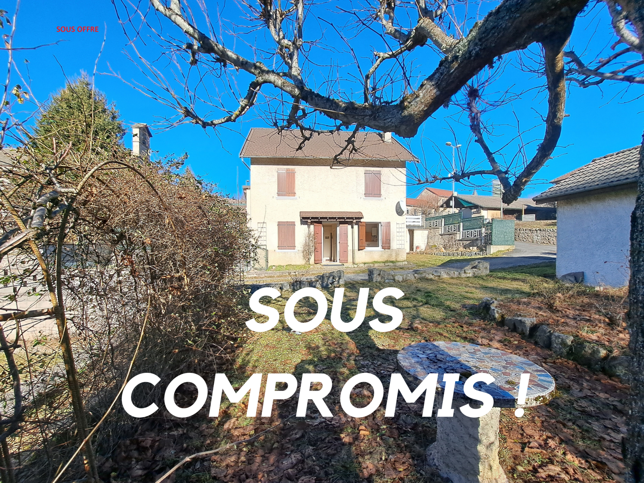 Maison 10 pièces - 155m² - LE CHAMBON SUR LIGNON