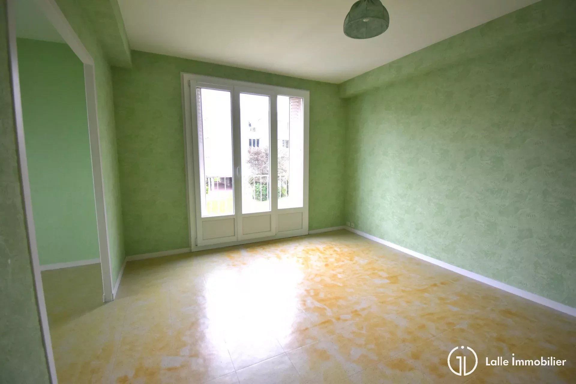 Appartement 3 pièces - 68m² - CLERMONT FERRAND