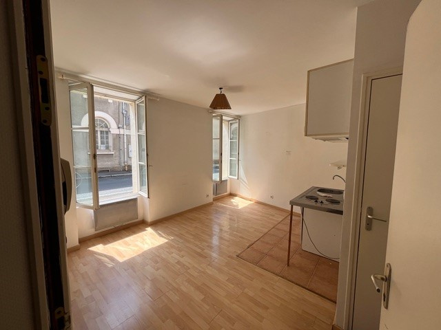 Appartement 2 pièces - 27m² - ORLEANS