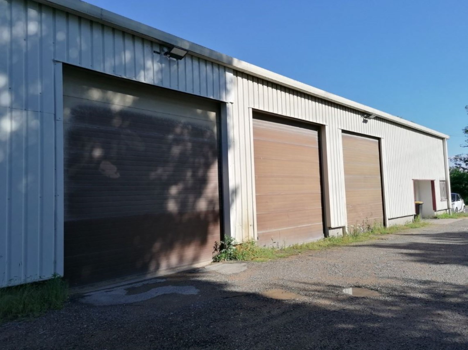 Local industriel  - 530m² - LOZANNE