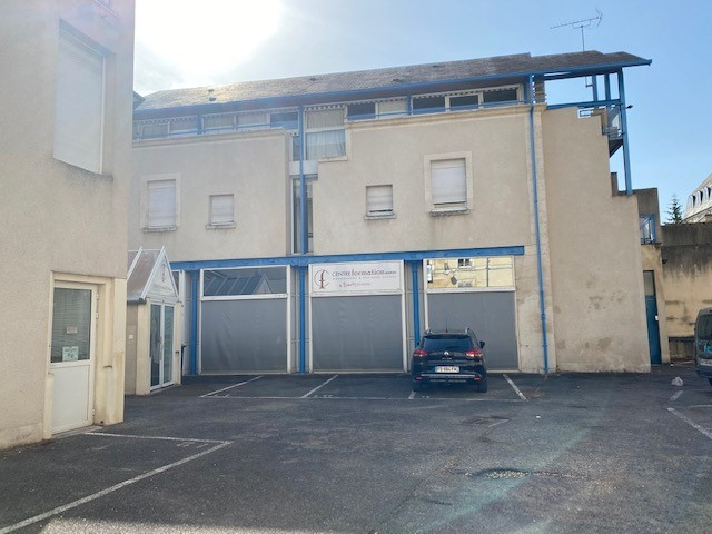 Local Professionnel  - 214m² - BOURGES