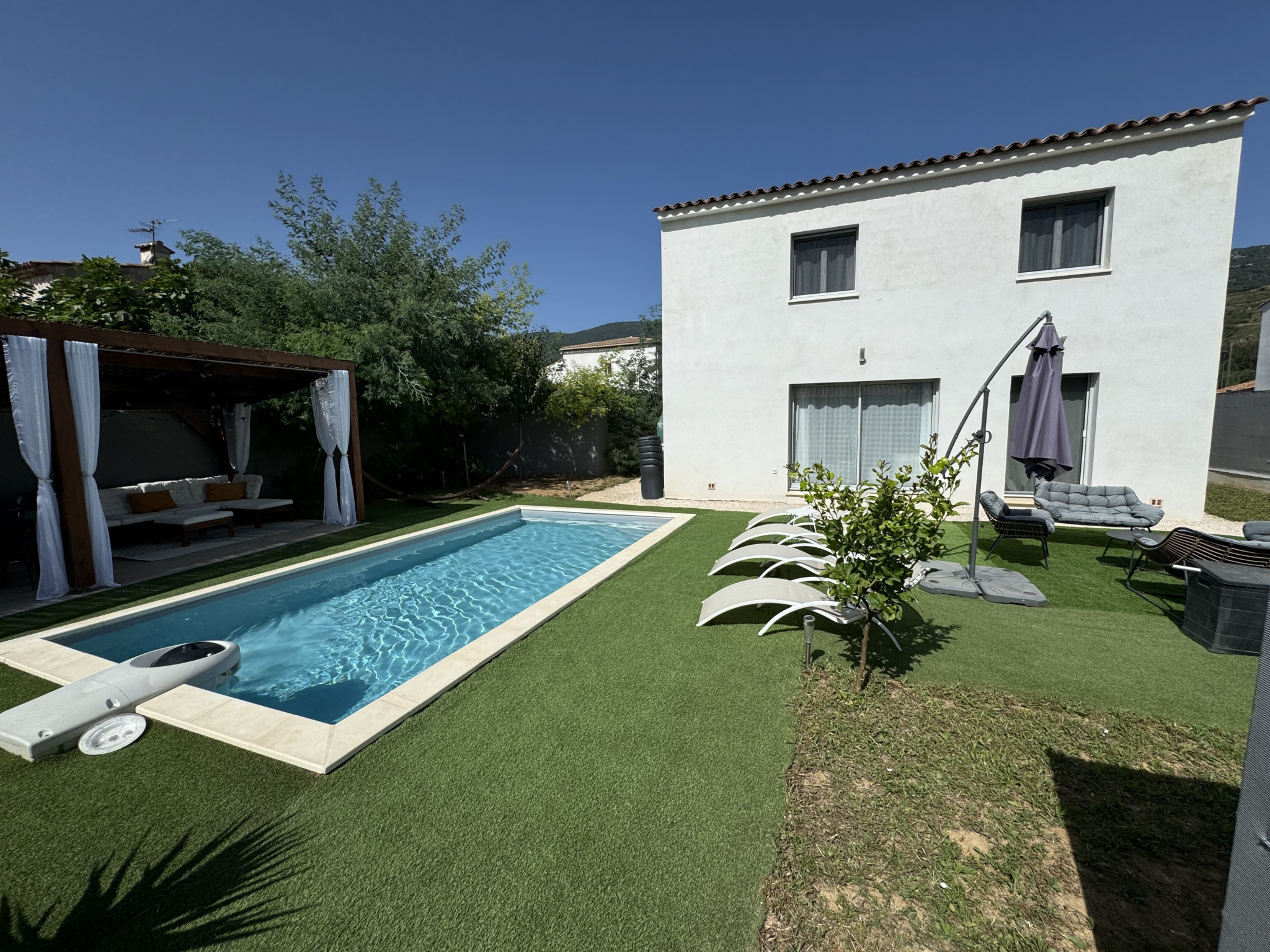 Maison 5 pièces - 110m² - CARROS