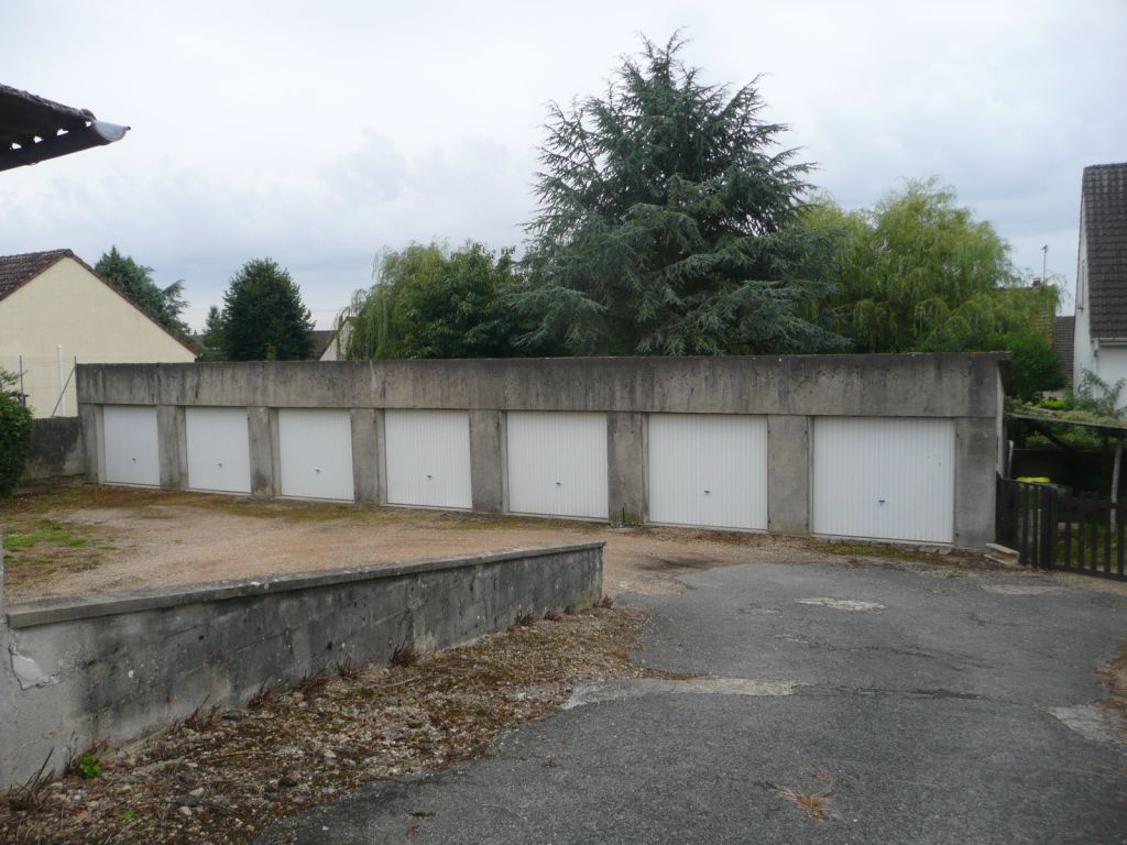 Parking  - COULOMMIERS