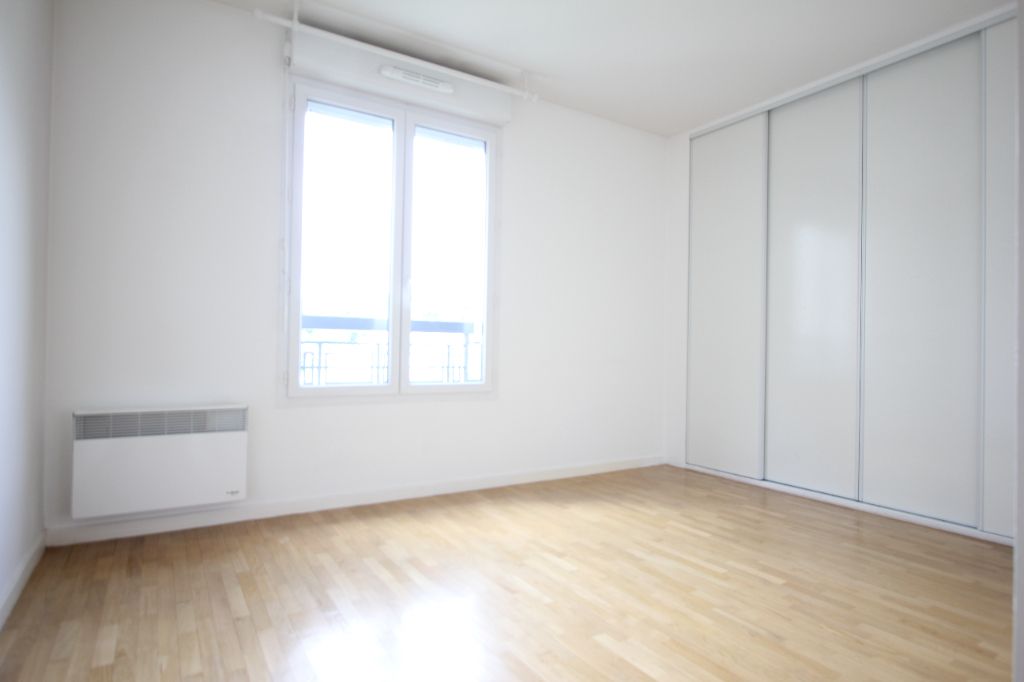 Appartement a louer le plessis-robinson - 2 pièce(s) - 69 m2 - Surfyn