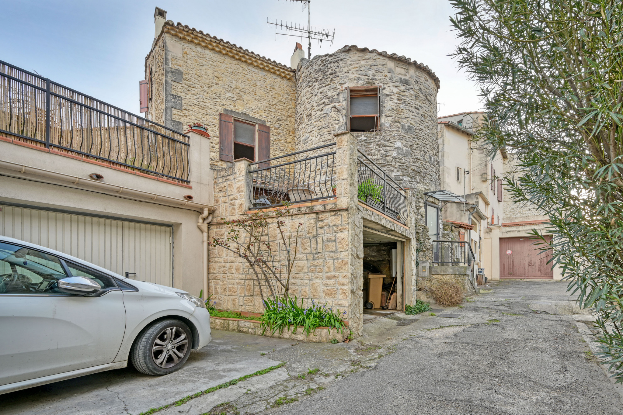 Maison 5 pièces - 89m² - ARLES