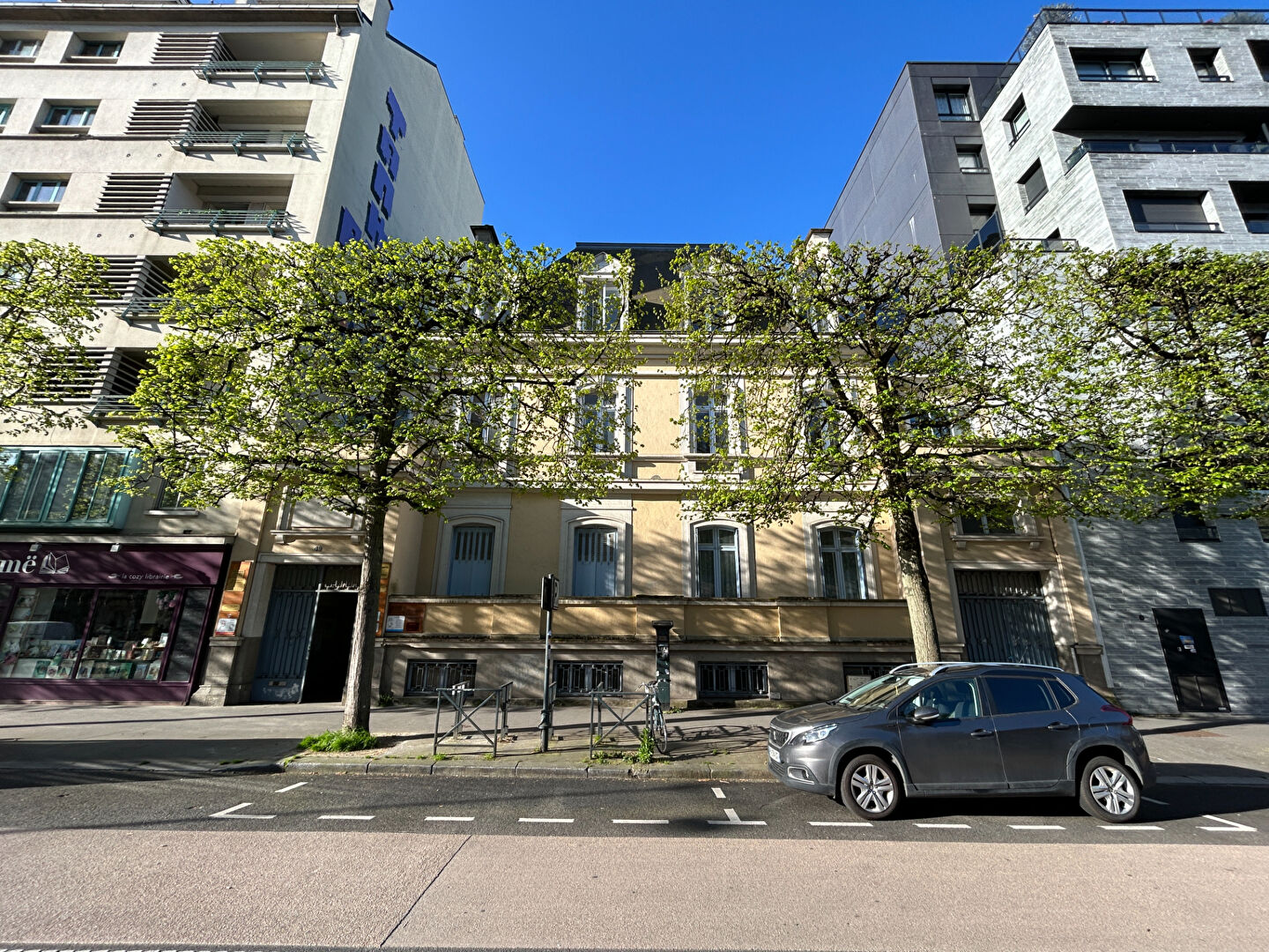 Local Professionnel  - 146m² - RENNES