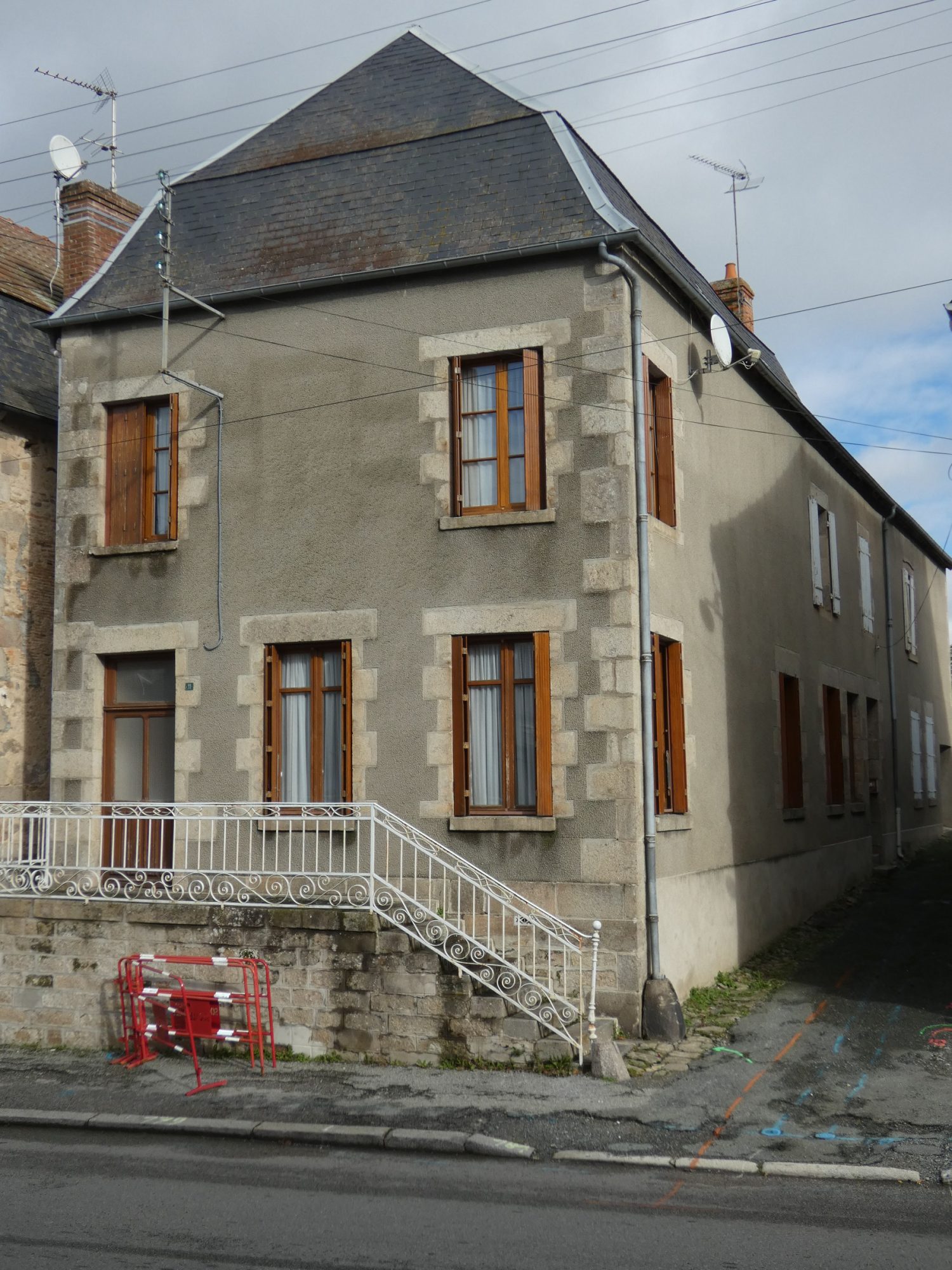 Maison 7 pièces - 240m² - JARNAGES