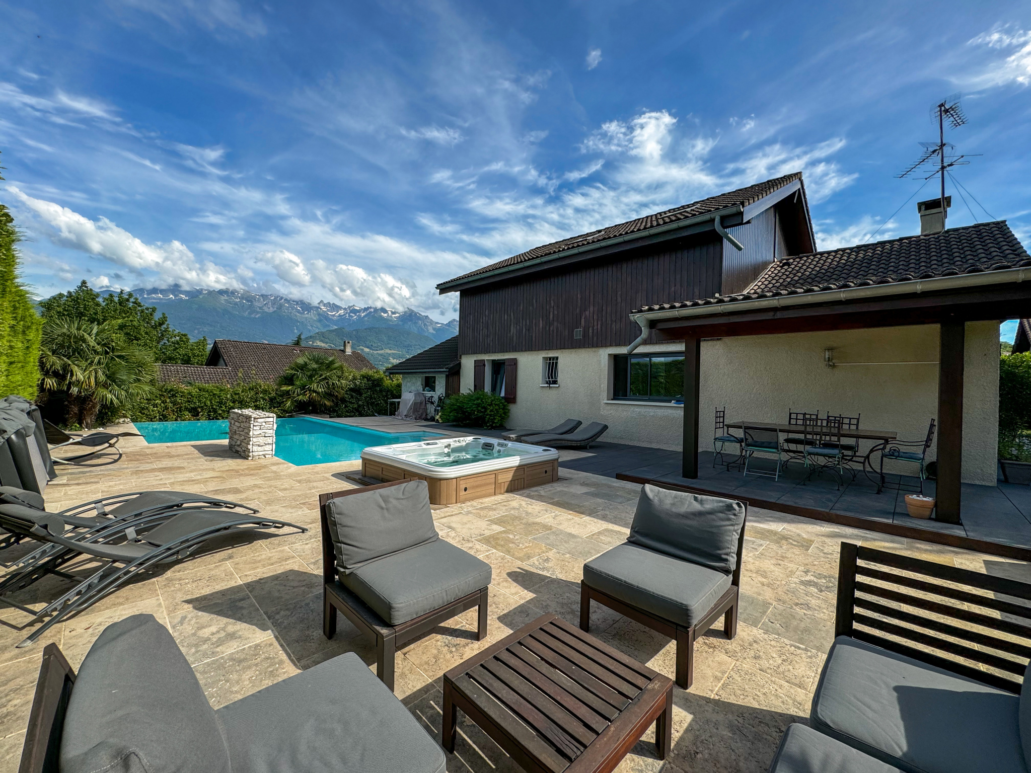 Maison 5 pièces - 163m² - BERNIN