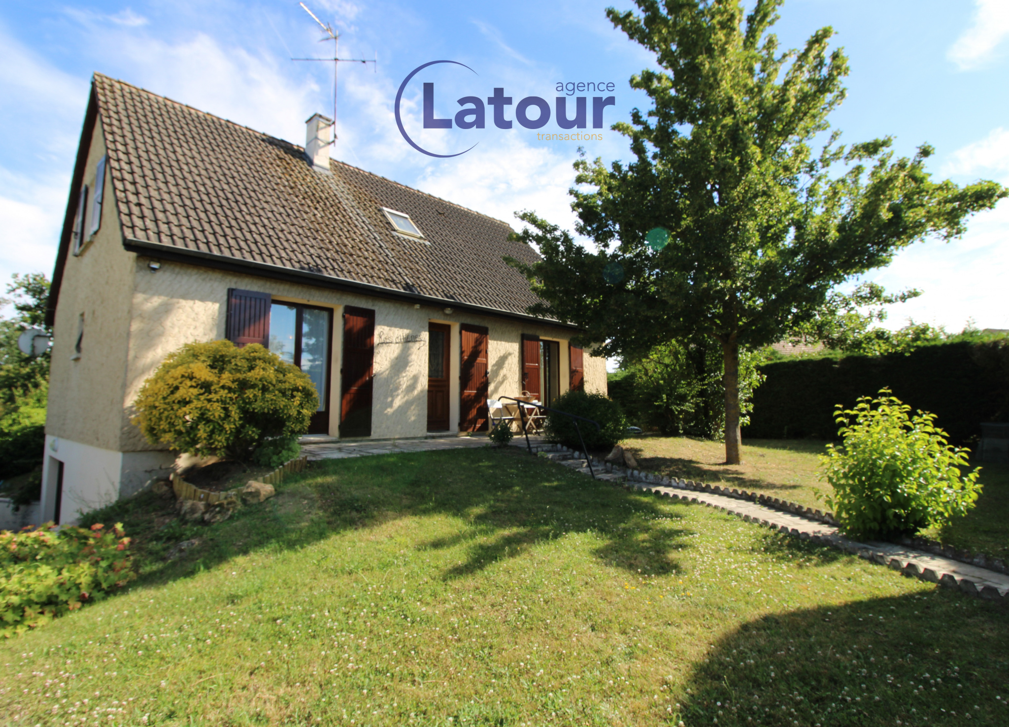 Maison 7 pièces - 117m² - ST LUBIN DES JONCHERETS