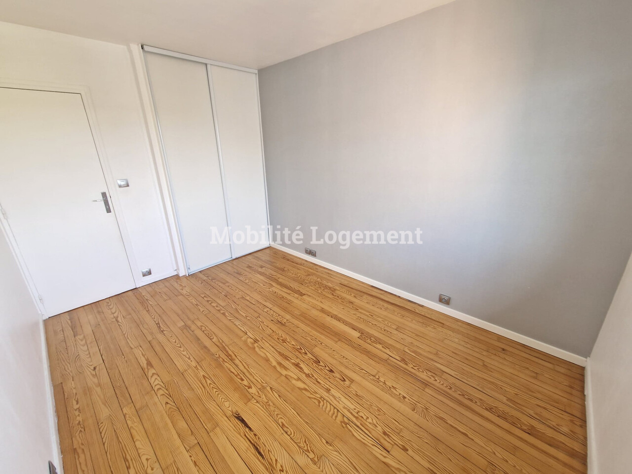Appartement a louer bourg-la-reine - 4 pièce(s) - 61 m2 - Surfyn