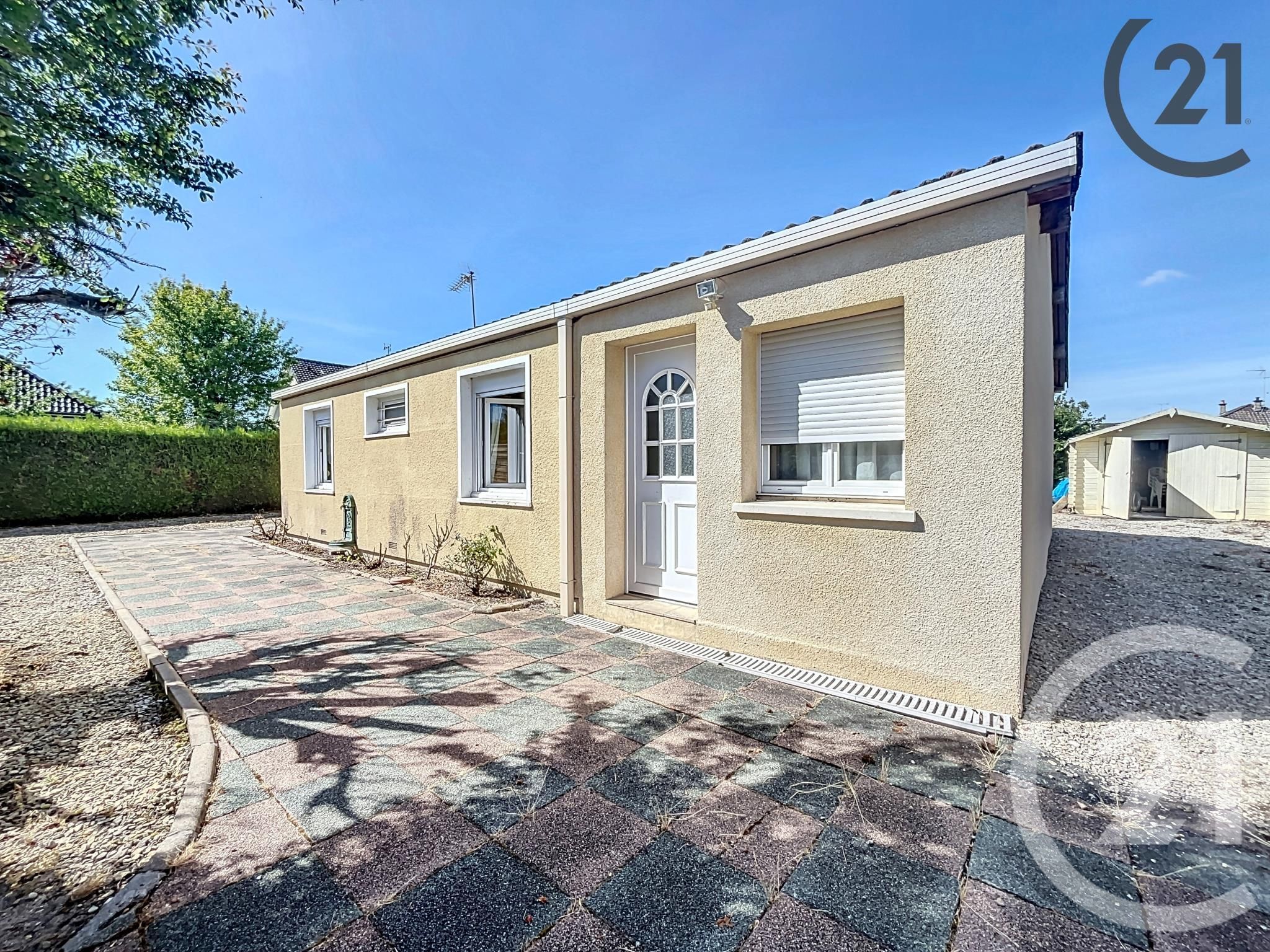 Maison 4 pièces - 82m² - LA CHAPELLE ST LUC