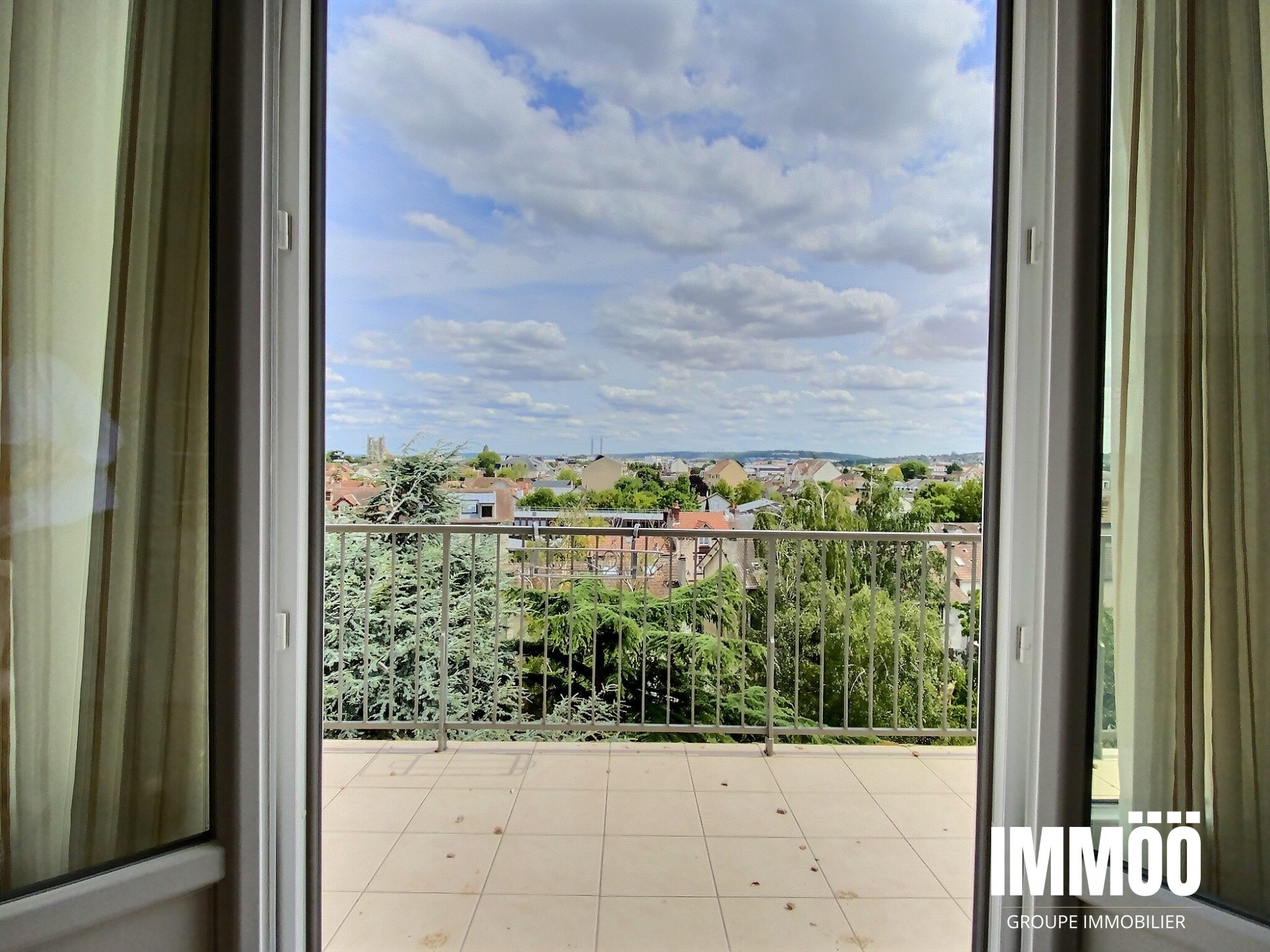 Appartement 7 pièces - 141m² - MANTES LA JOLIE