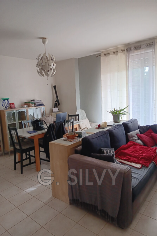 Appartement 3 pièces - 75m² - COURTHEZON