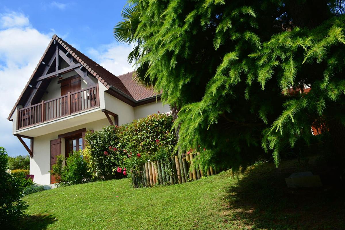 Maison 5 pièces - 191m² - ST LEU LA FORET