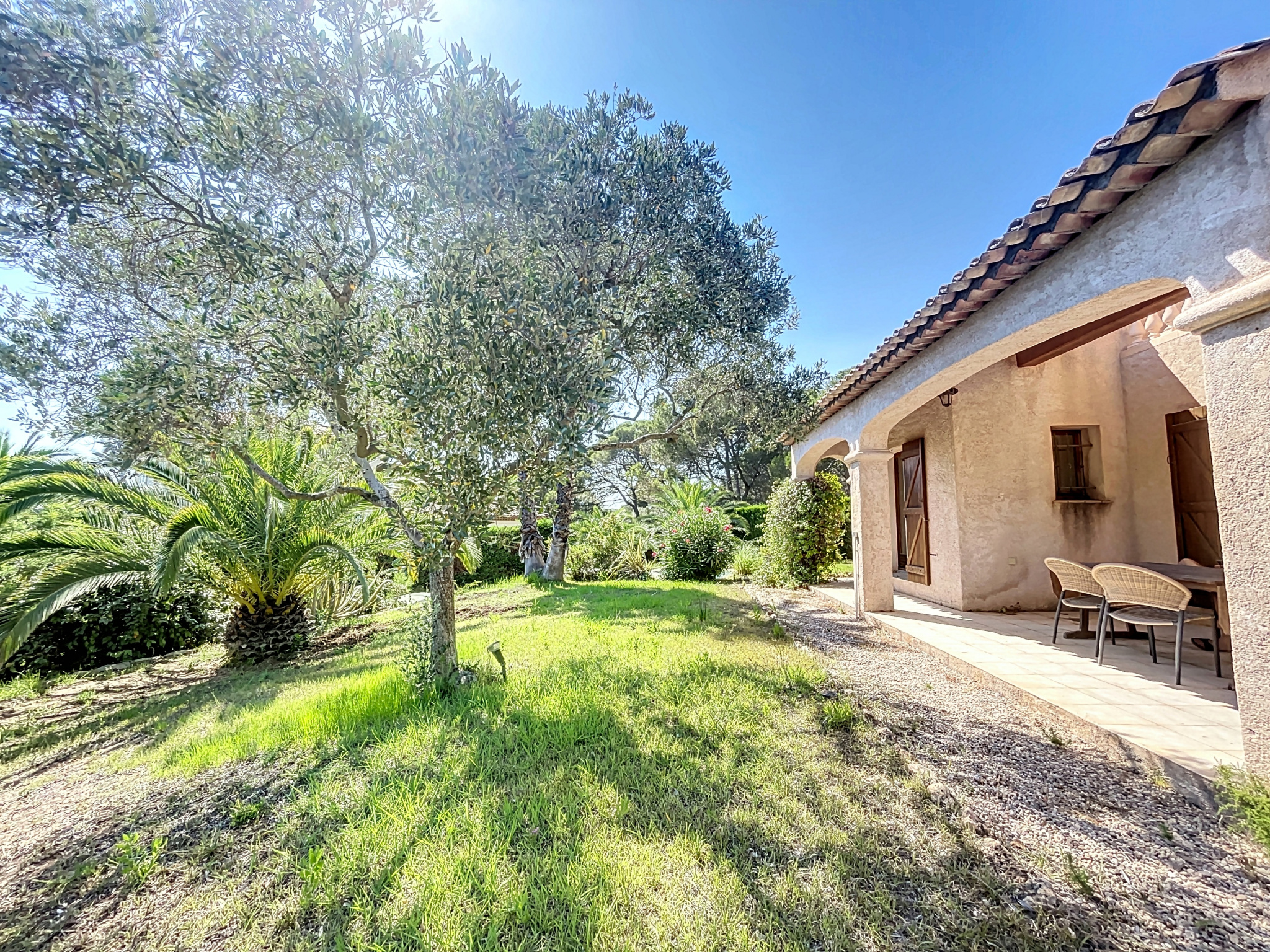 Maison 6 pièces - 134m² - ST RAPHAEL