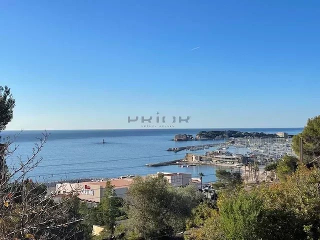 Maison 7 pièces - 200m² - BANDOL