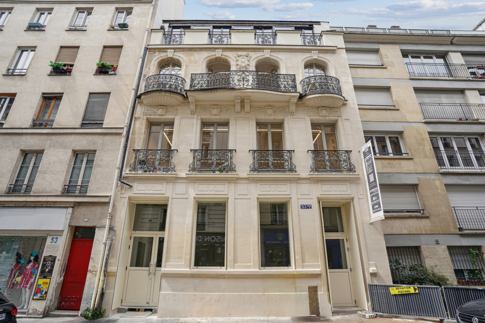 Local Professionnel  - 953m²